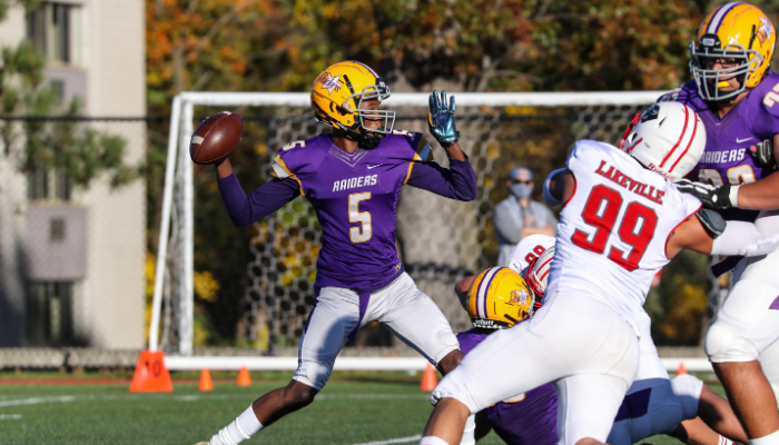 Cretin-Derham Hall :: Football Honors Seniors, Crushes Central 36-0